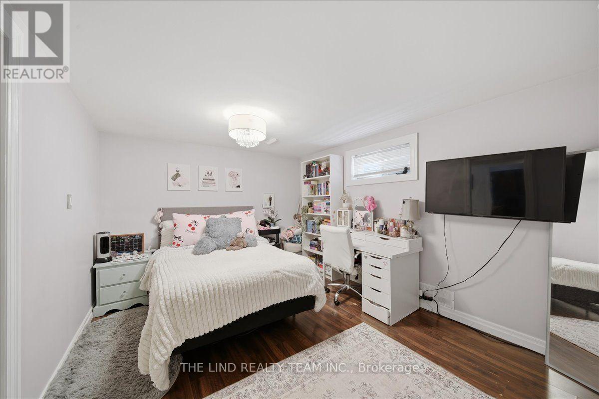 163 ORCHARD HEIGHTS BOULEVARD - 30