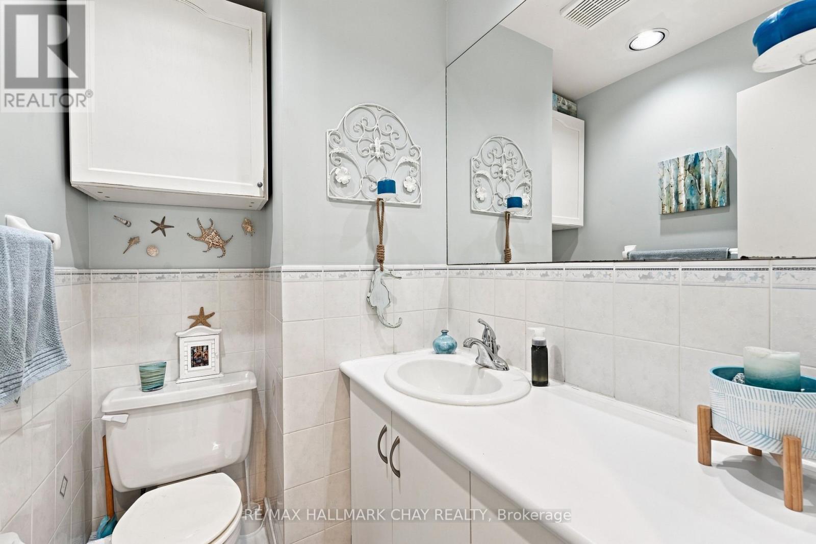 1064 WISKER AVENUE - 26