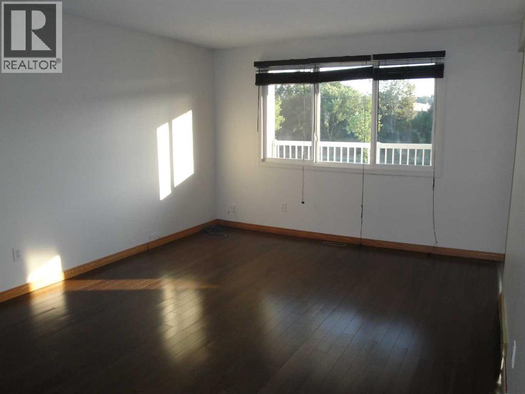 31 Huntford Road NE, Huntington Hills, Calgary photo 4