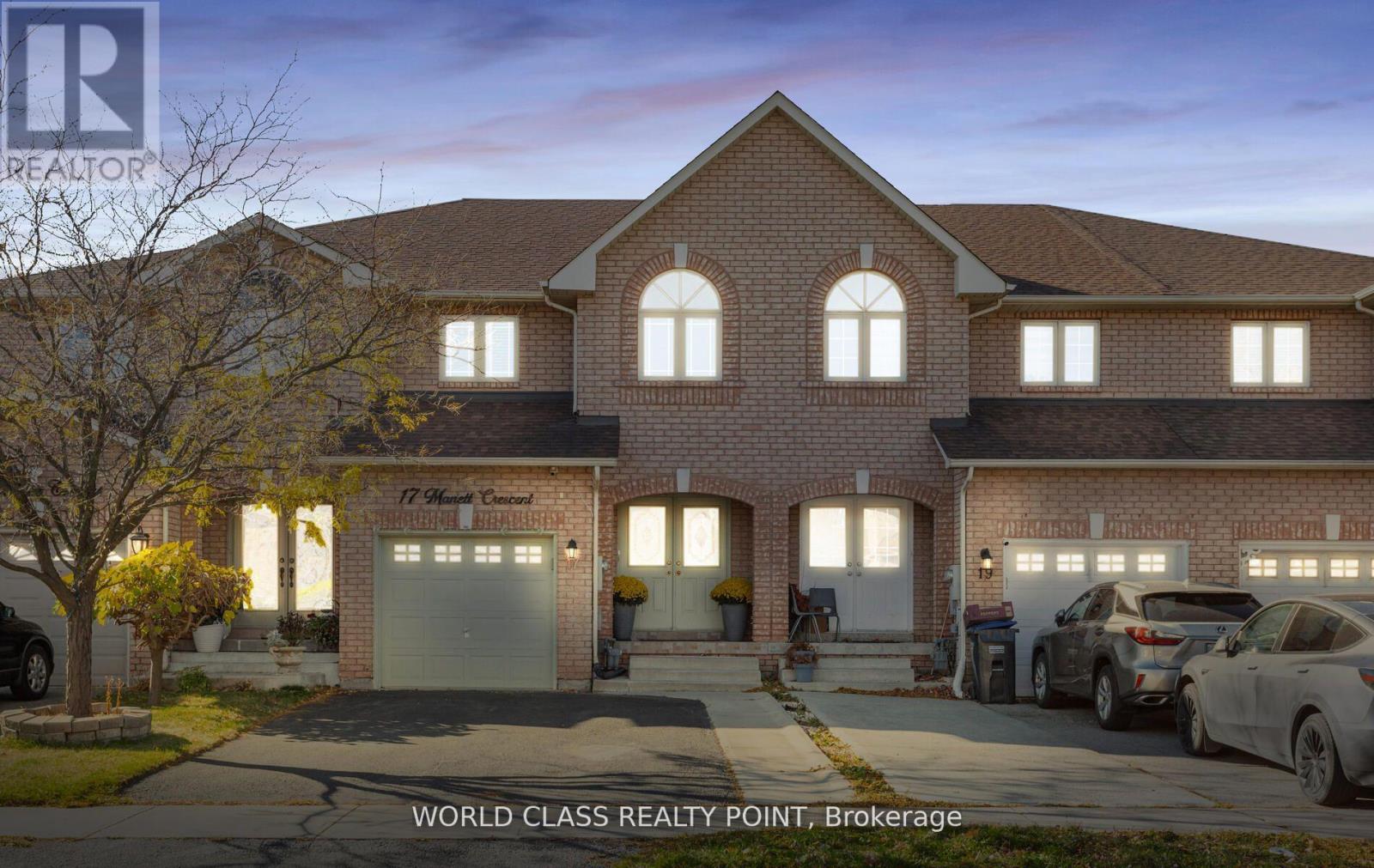 17 MANETT CRESCENT E - 1