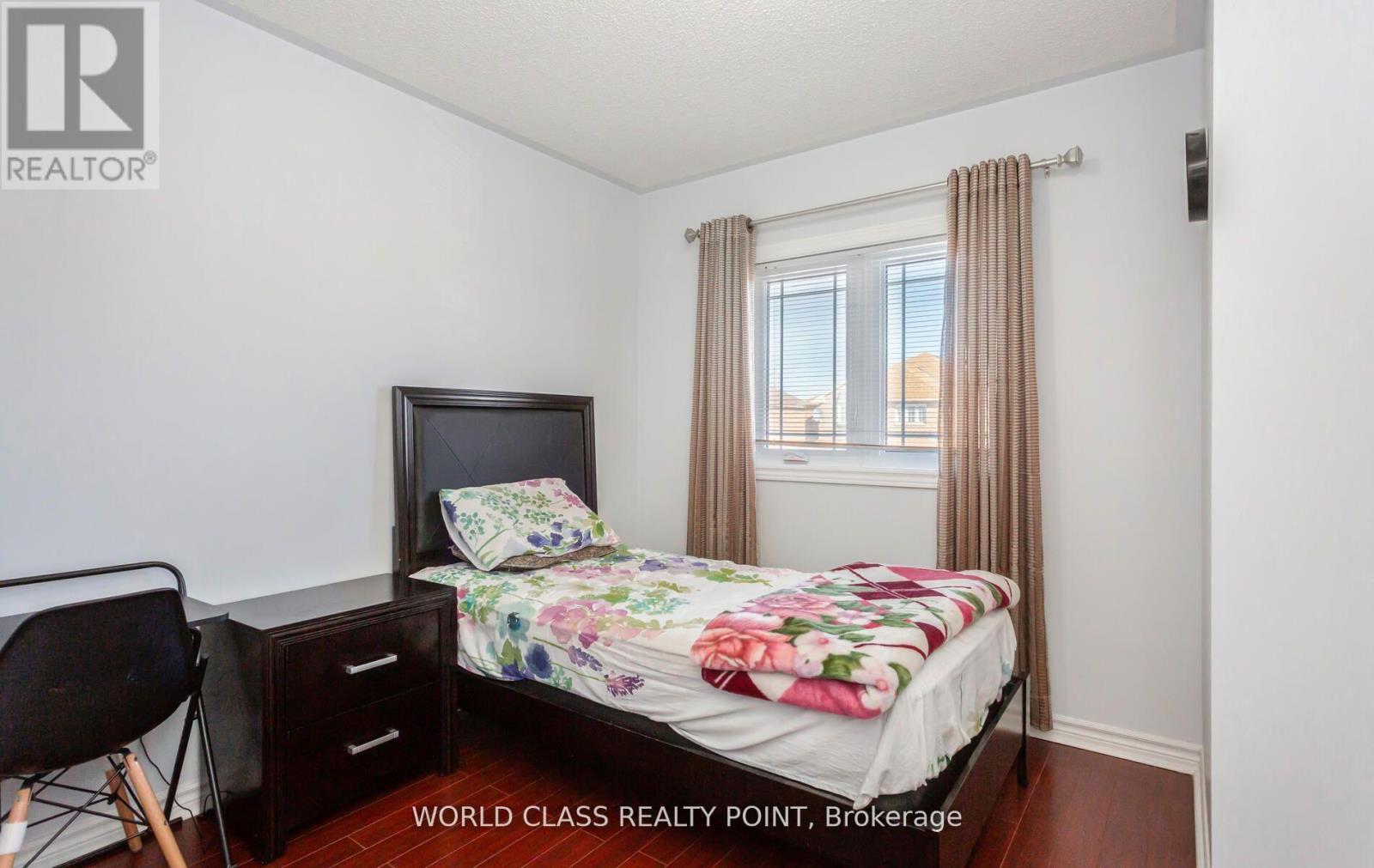 17 MANETT CRESCENT E - 30