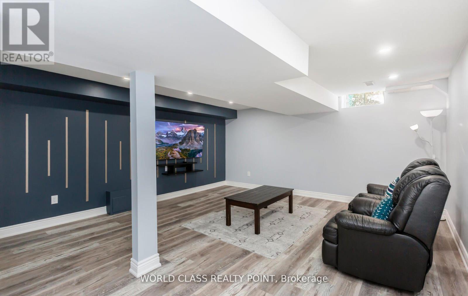 17 MANETT CRESCENT E - Image 35