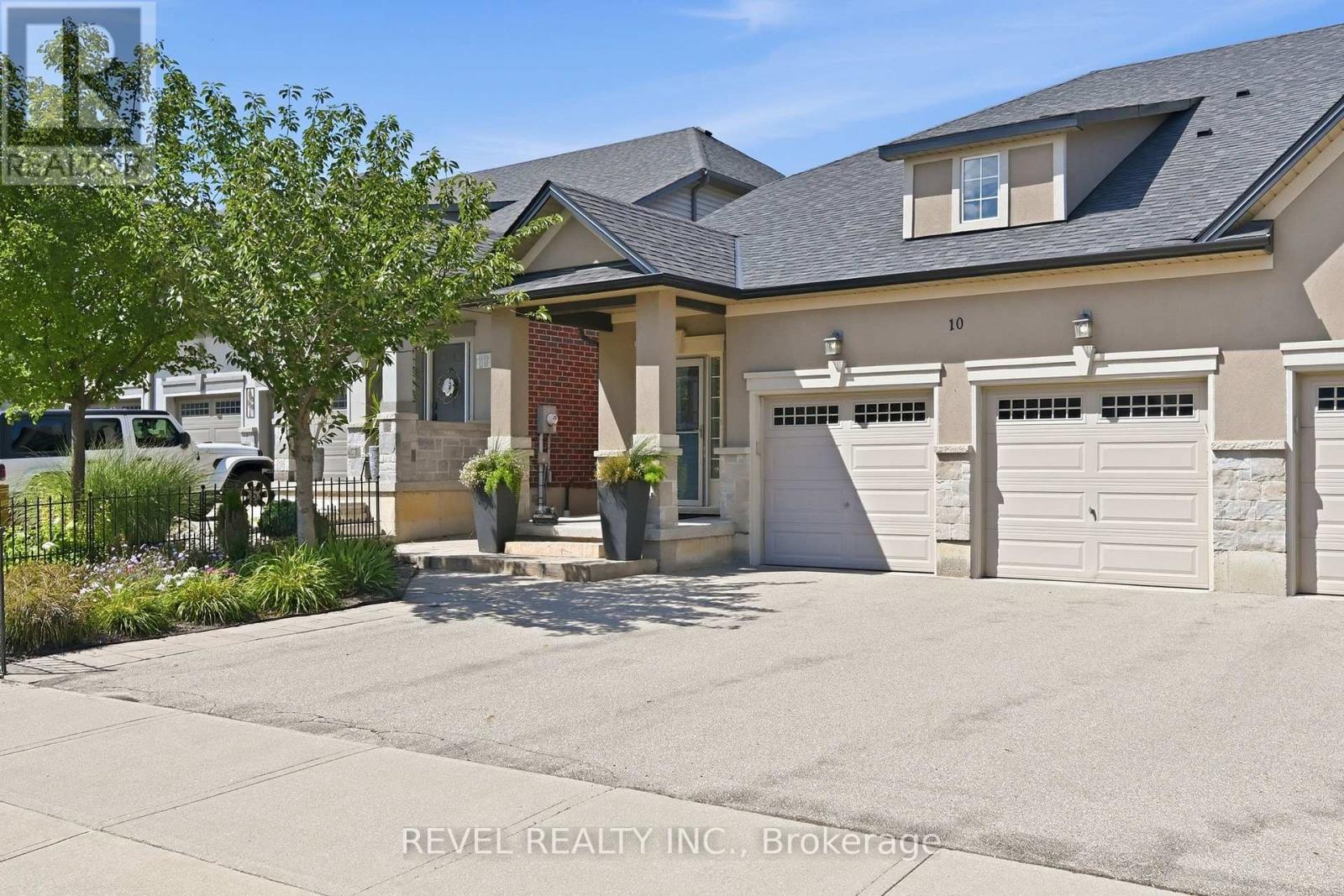 10 KOPPERFIELD LANE - 2