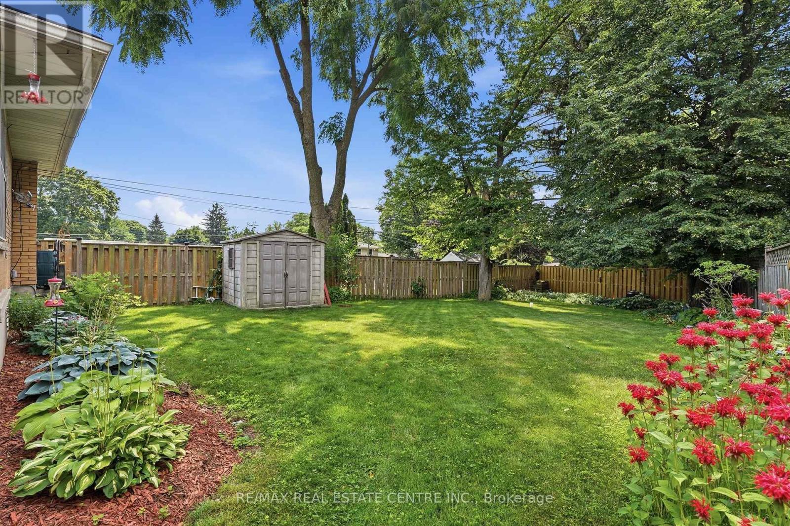 56 RENWICK AVENUE - Image 38
