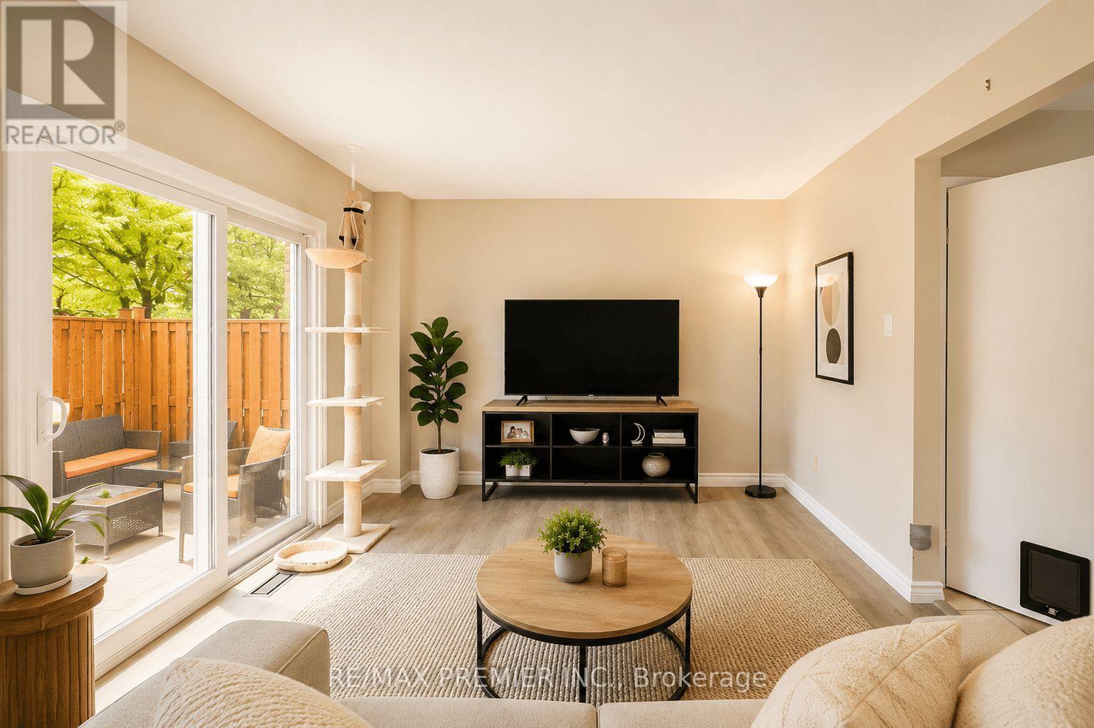 10 - 476 KINGSCOURT DRIVE — photo 2