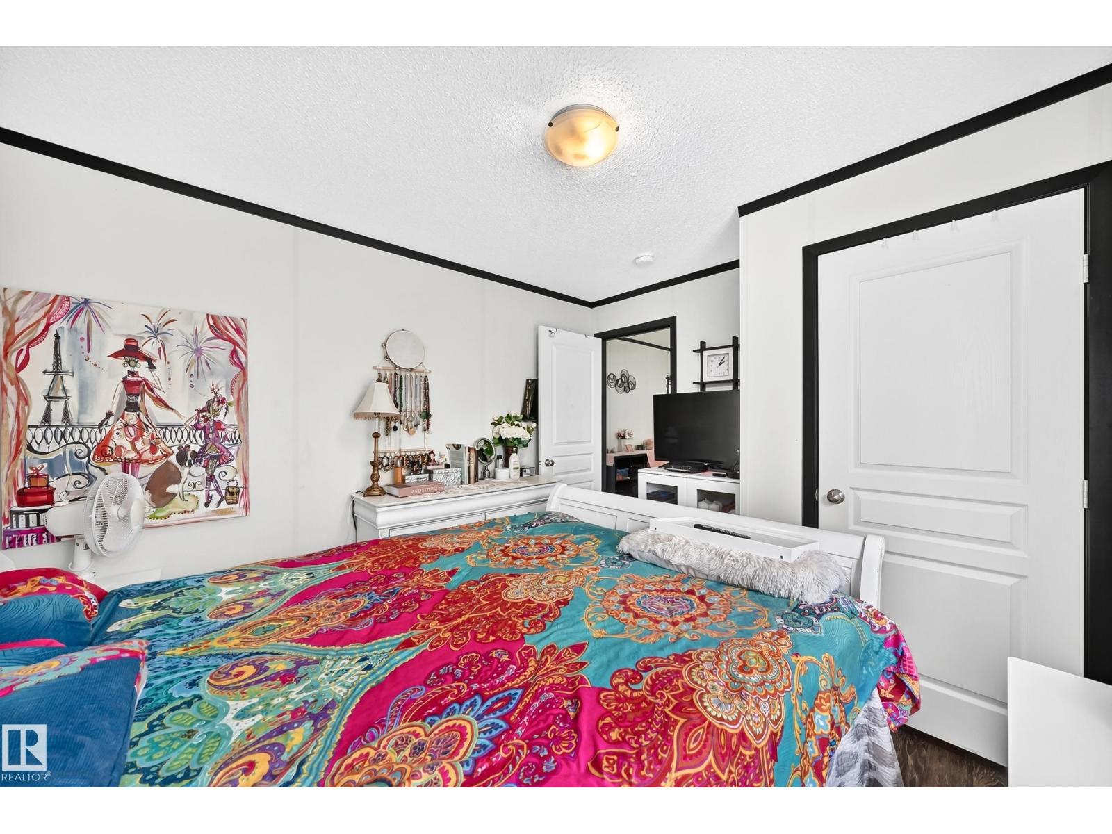 #30 55220 RGE ROAD 13 - 24