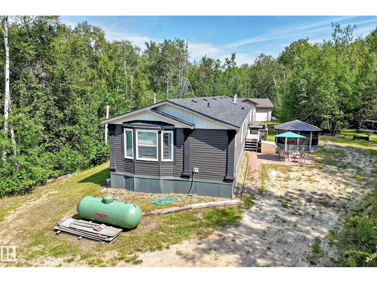 #30 55220 RGE ROAD 13 - 42