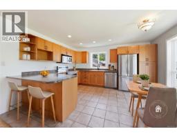 3970 Bovanis Rd, Bowser, BC V0R1G0 Photo 26