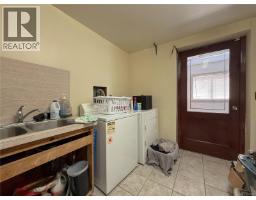 Laundry room - 4453 Barclay Rd, Campbell River, BC V9W4Z1 Photo 21