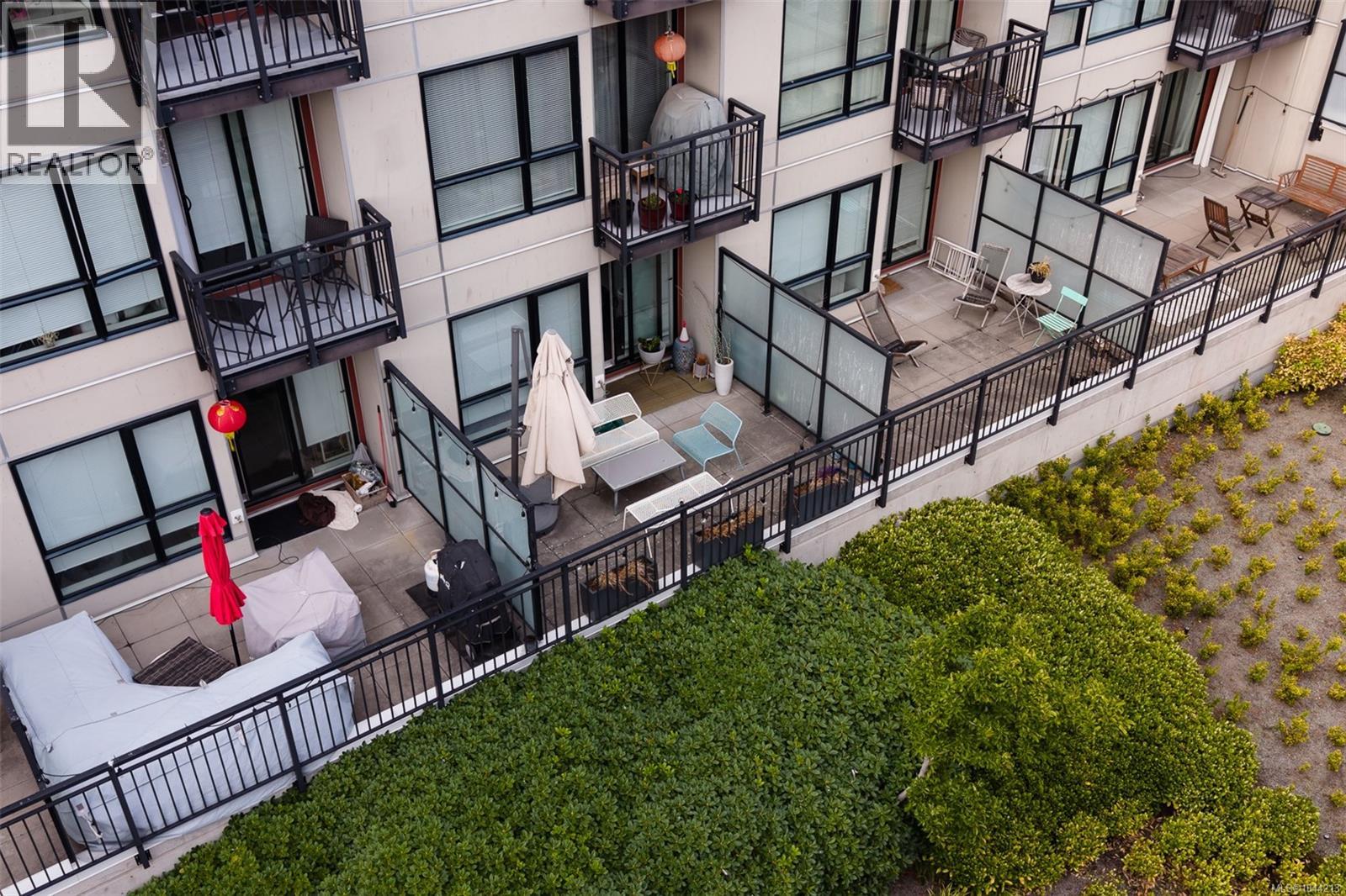 215 517 Fisgard Street, Victoria