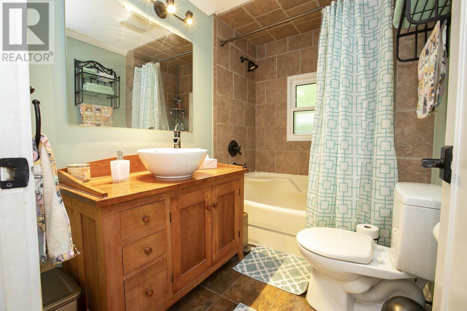 50 Parker AVE - Image 35