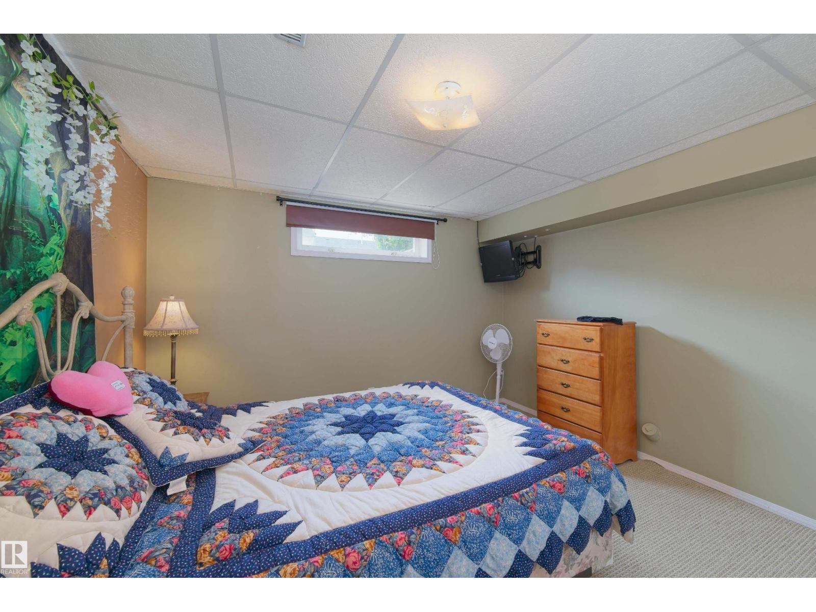 5909 52 Avenue - Photo 33