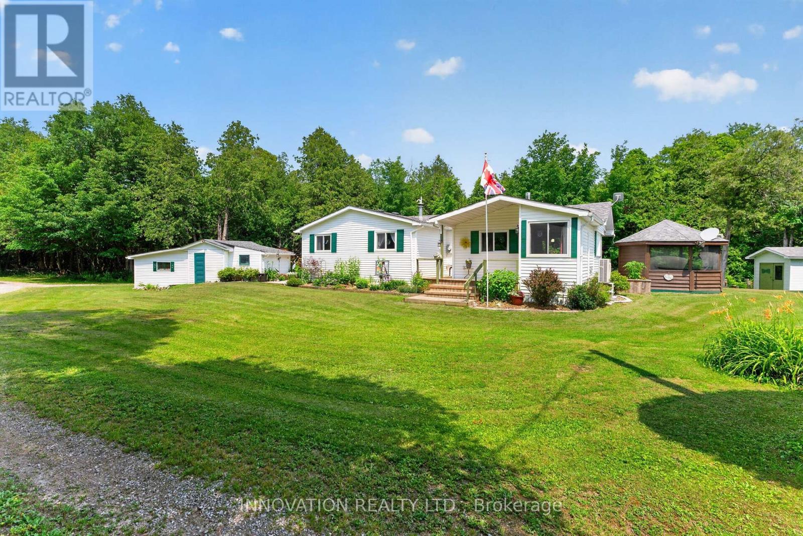 #2 3266 PIERCE ROAD - 3