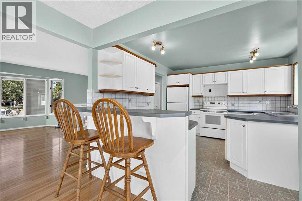 7727 Bowcliffe Crescent NW - Image 17