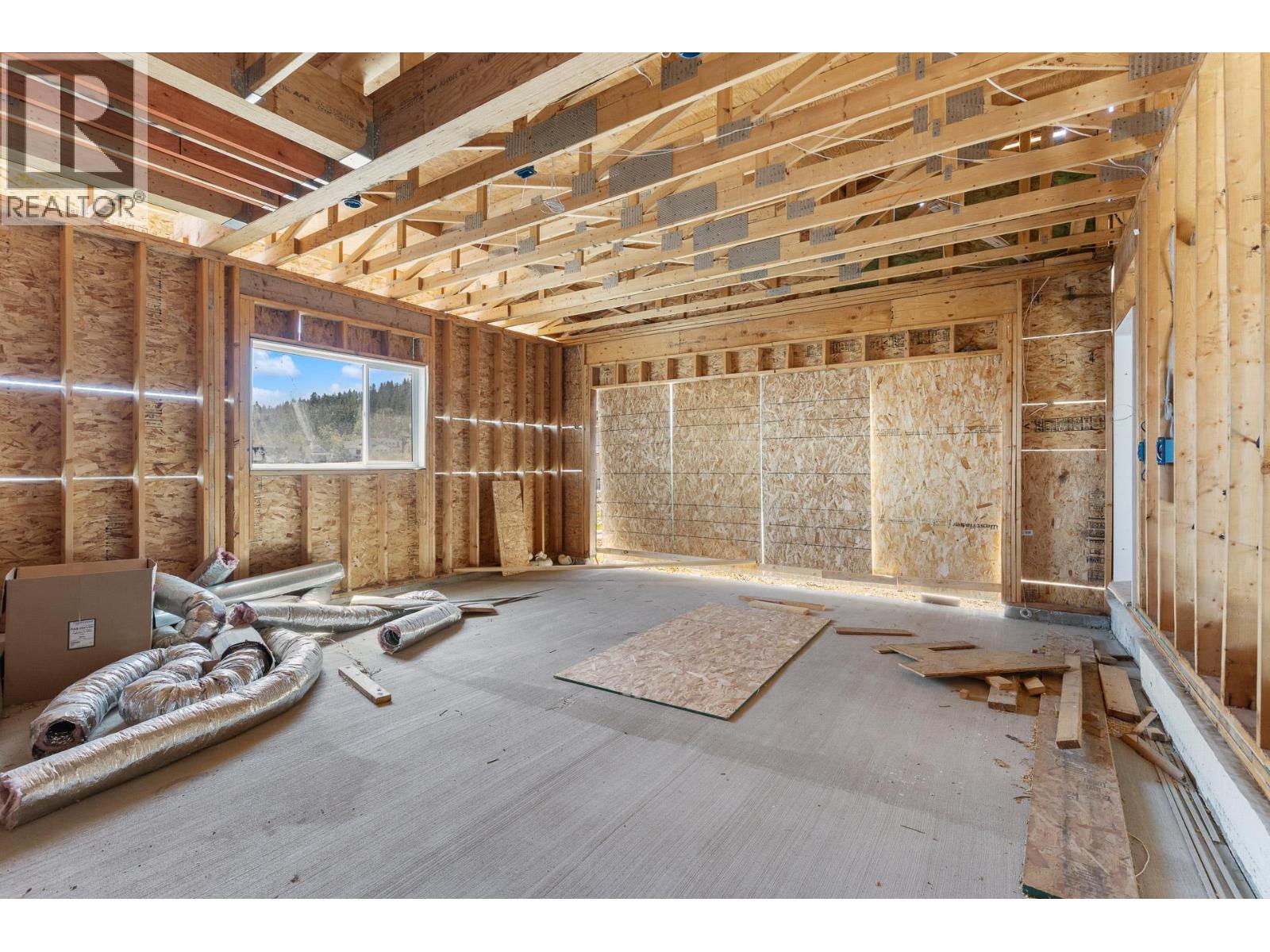  3563 Goldie Way, West Kelowna