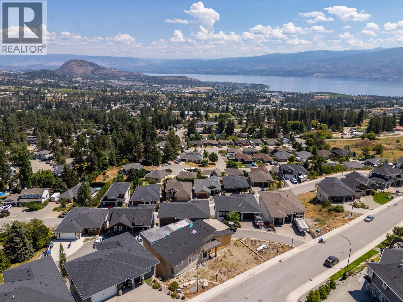  3563 Goldie Way, West Kelowna