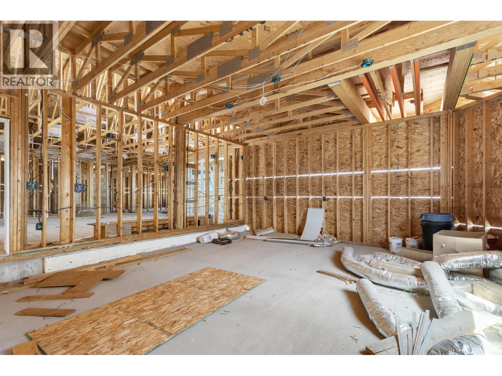  3563 Goldie Way, West Kelowna