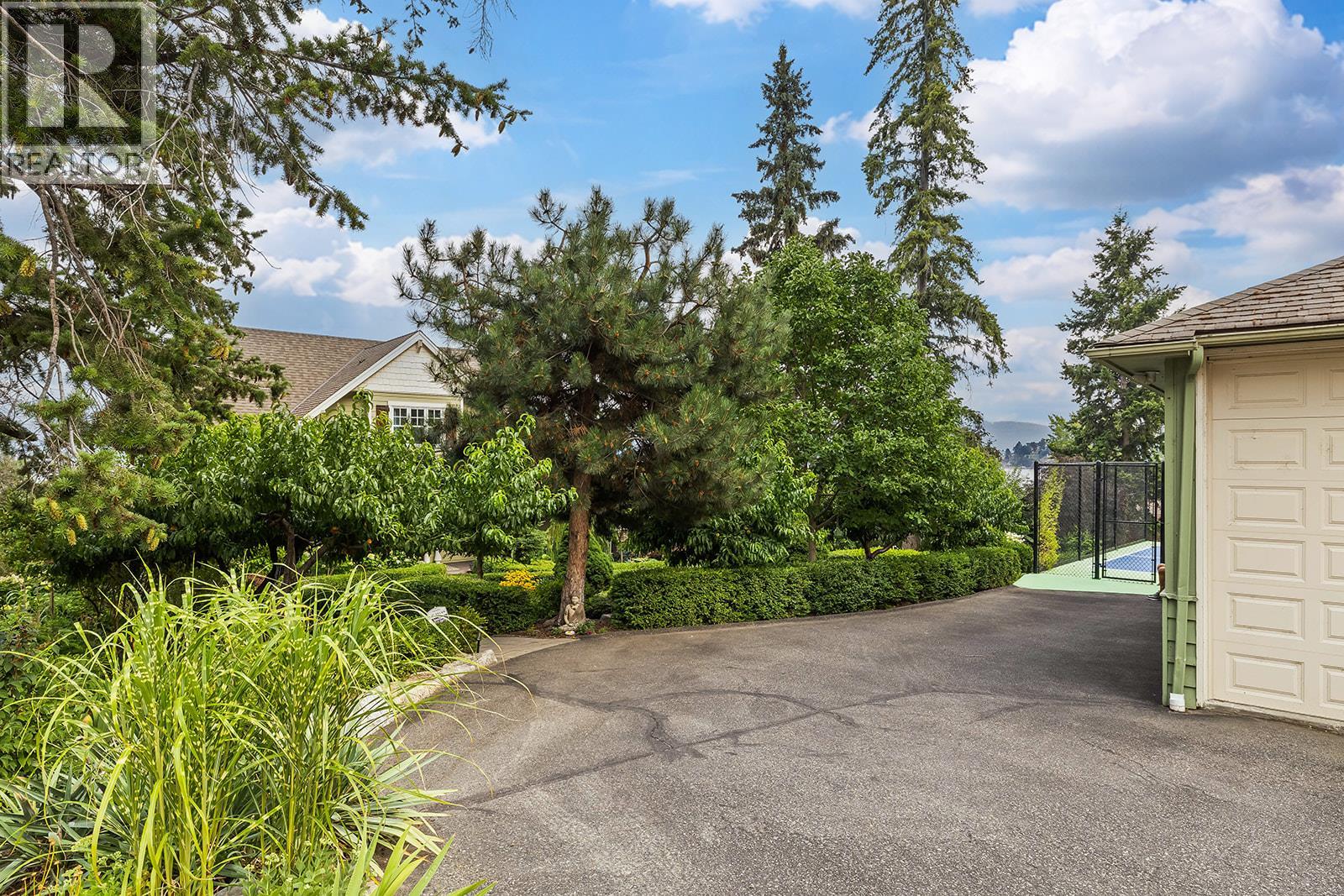 2259 Westside Place - 77