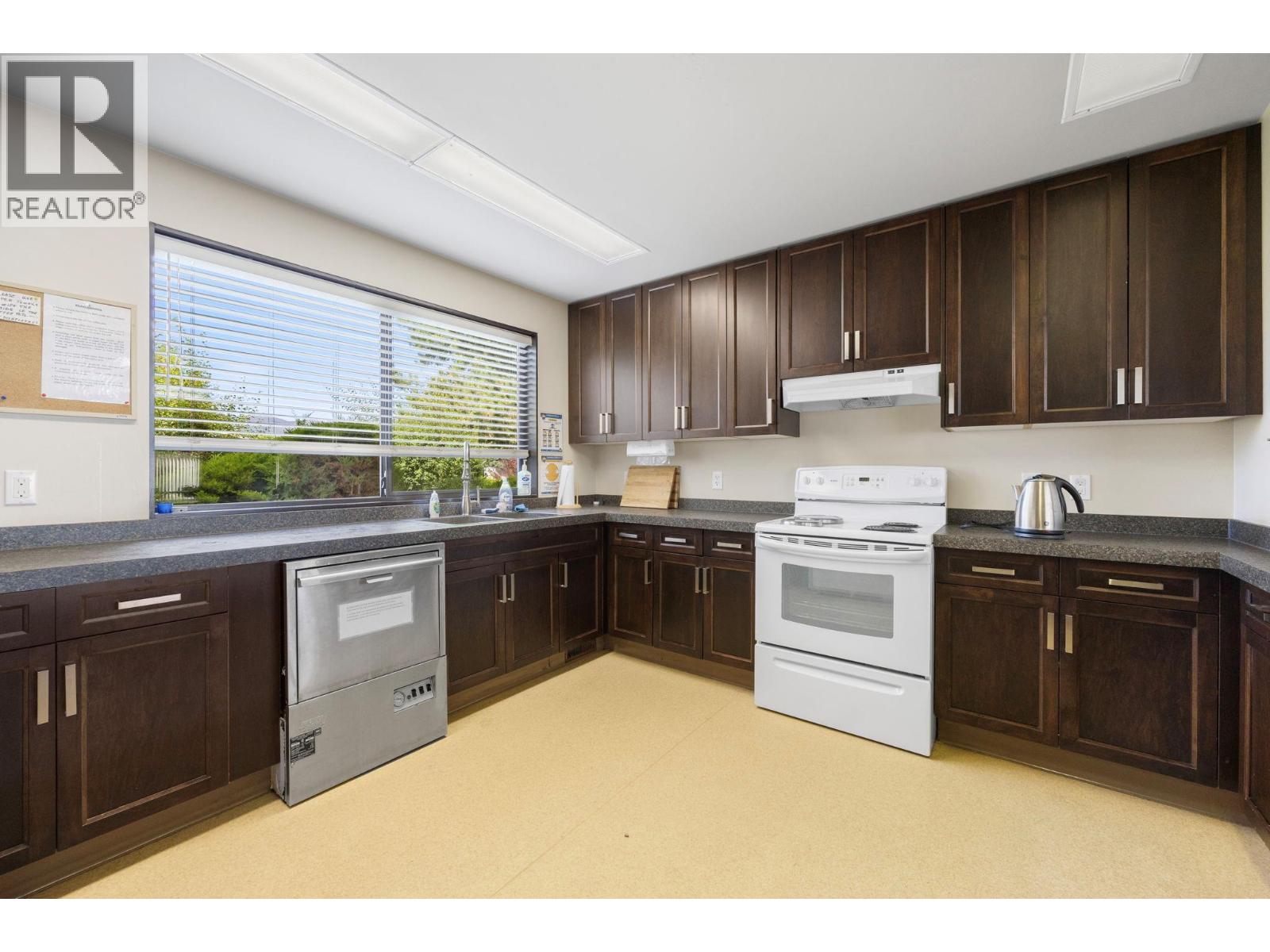 467 1260 Raymer Road, Kelowna
