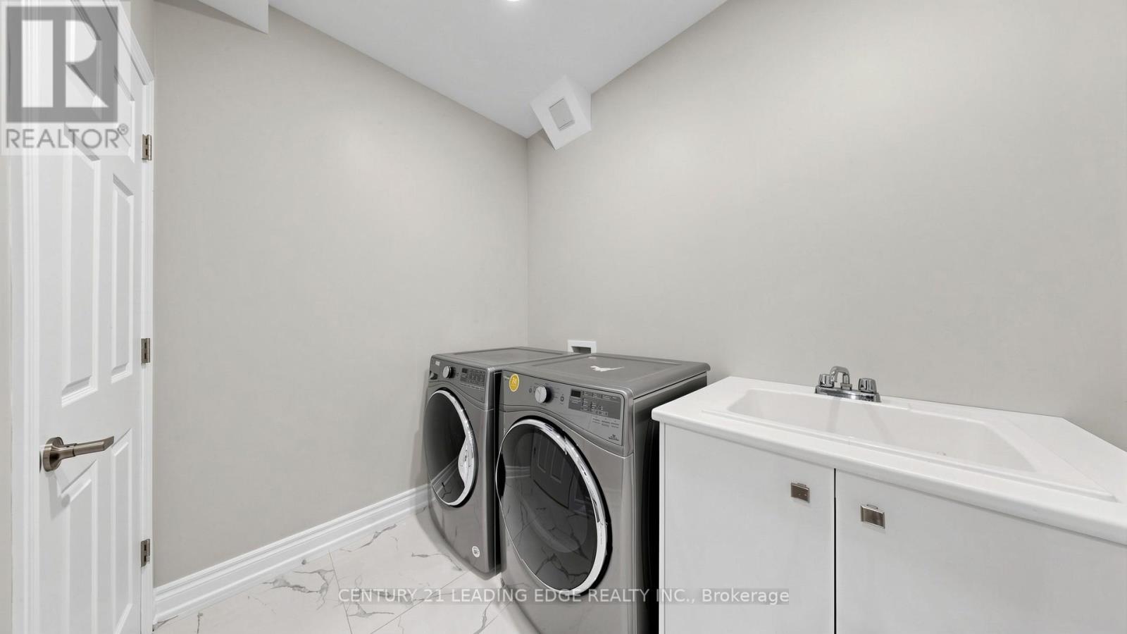 2 SAM DAVIS COURT - Image 49