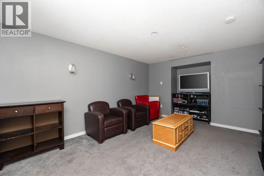 150 Highland Close, Fort McMurray