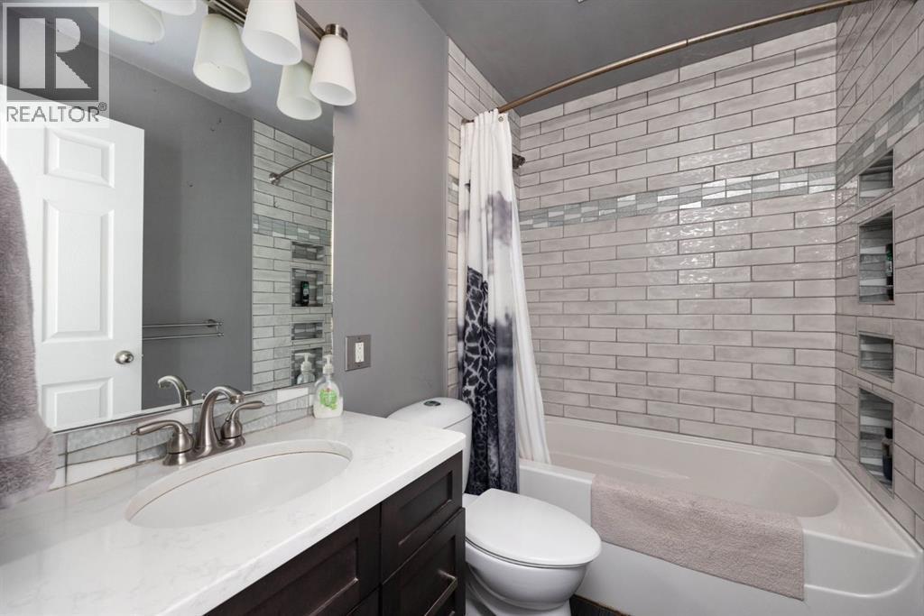 150 Highland Close, Fort McMurray
