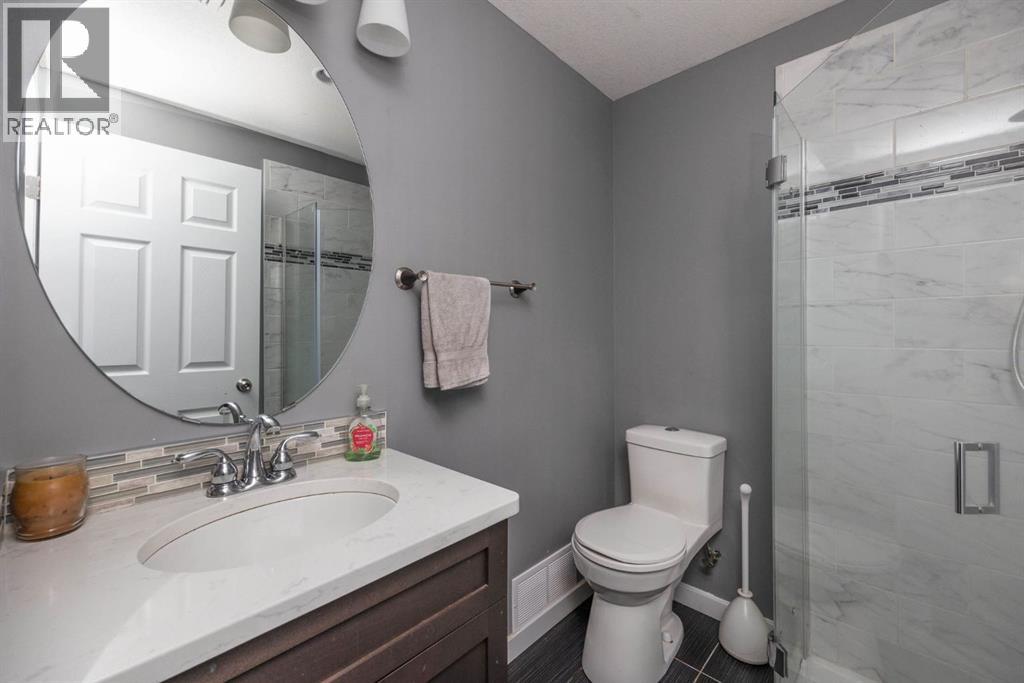 150 Highland Close, Fort McMurray
