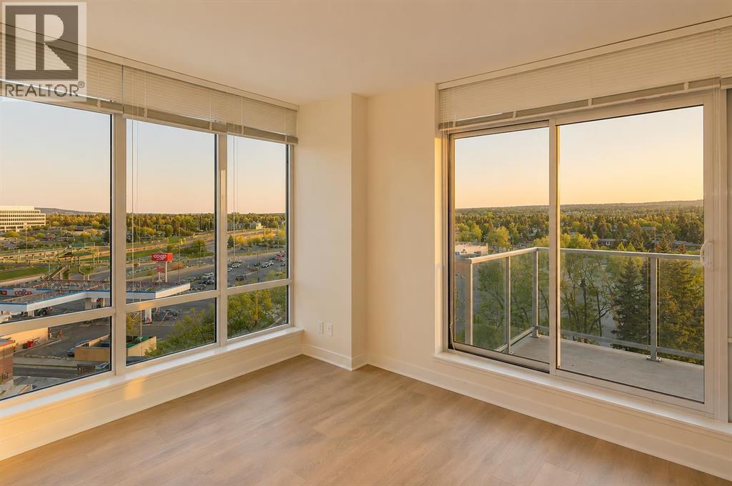 713, 30 Brentwood Common NW, Brentwood, Calgary photo 1