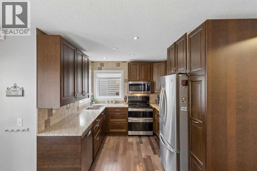 244 Scurfield Place NW - Image 15