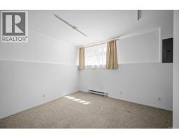 B 2221 Embleton Cres, Courtenay, BC V9M8W9 Photo 32
