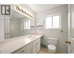 B 2221 Embleton Cres, Courtenay, BC V9M8W9 Photo 30