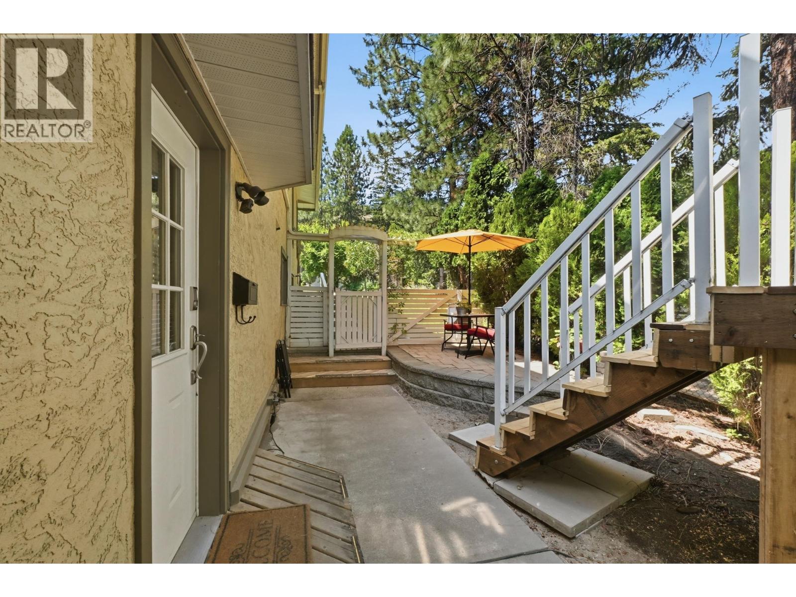  1977 Covington Crescent, West Kelowna