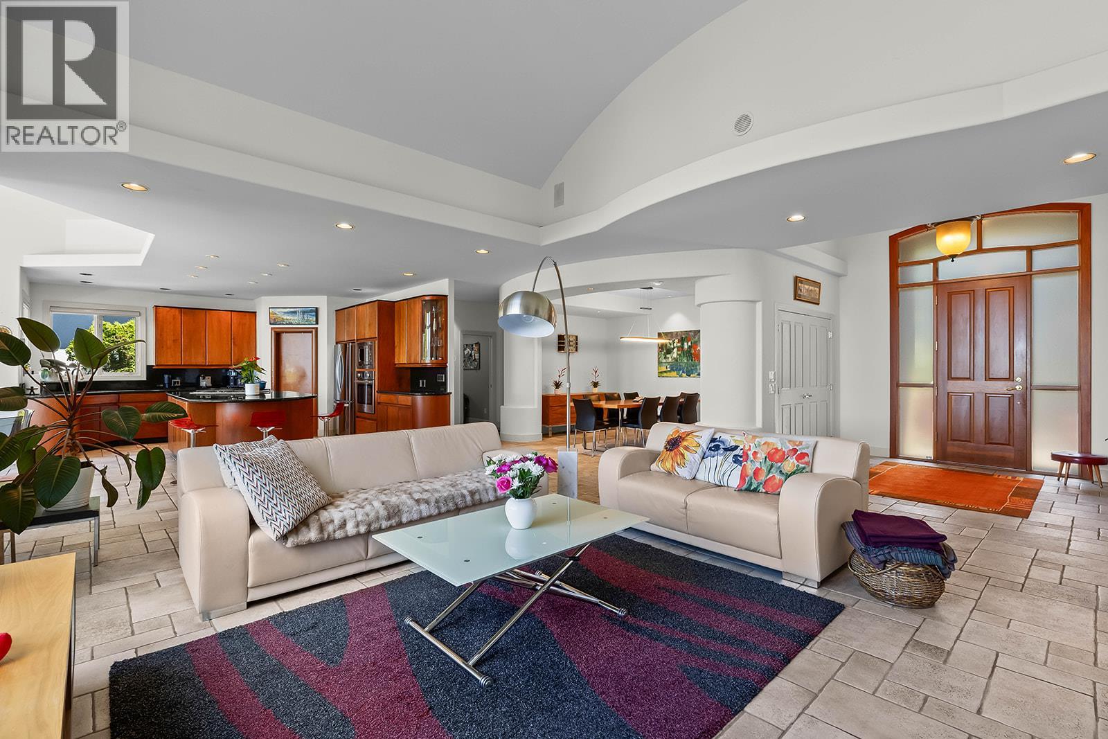 324 Phoebe Court - 11