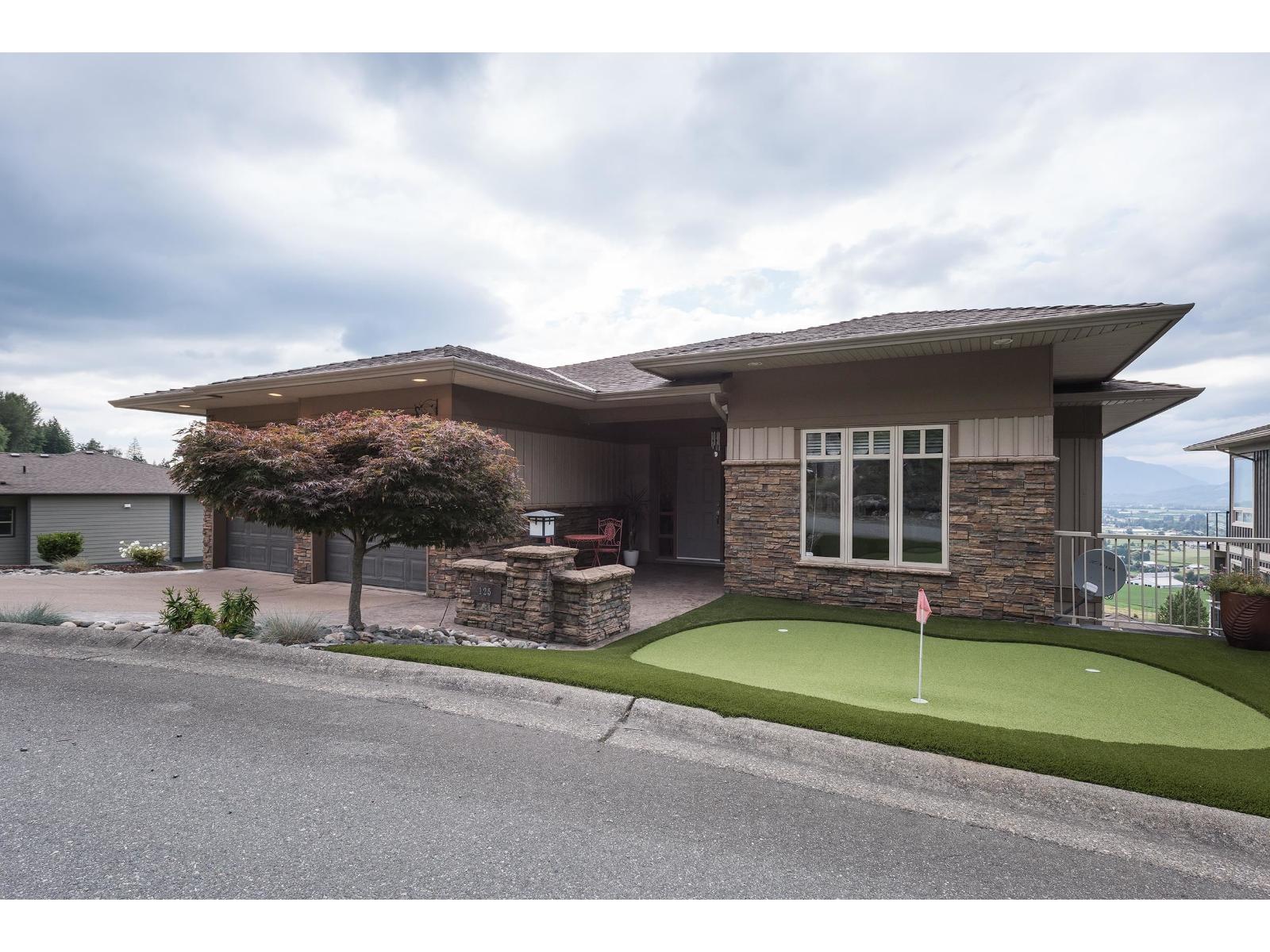 125 51075 FALLS COURT, Eastern Hillsides