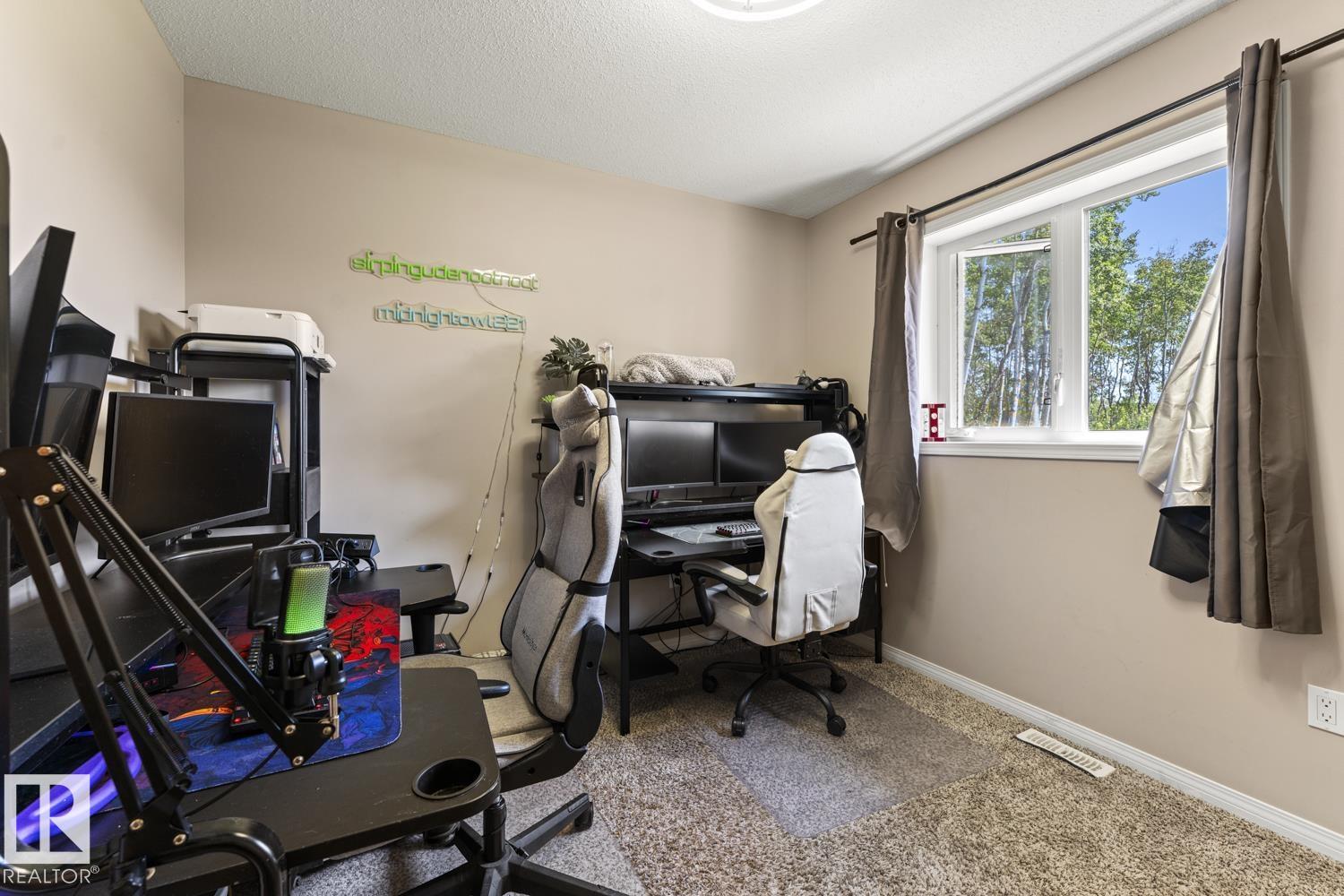 60020 Range Road 460 - 21