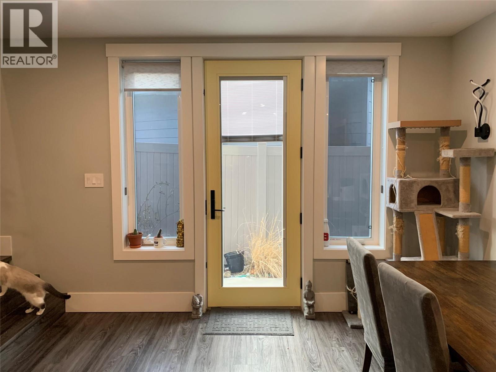 1314 MYRA Place - 50
