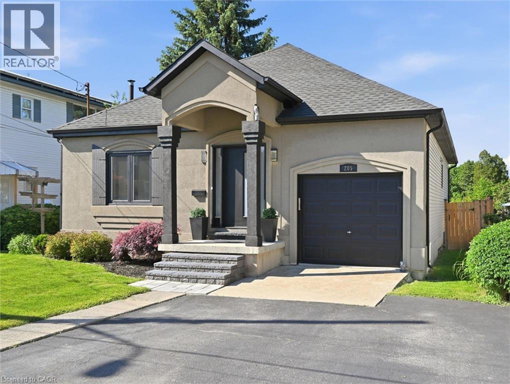 205 DUMBARTON Avenue - 4