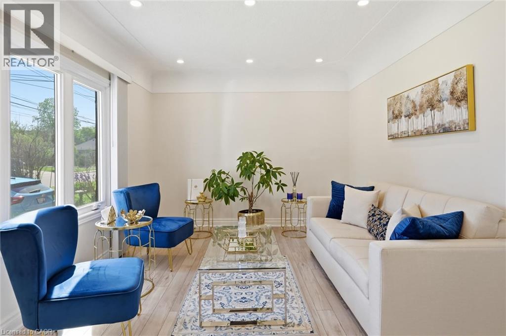 205 DUMBARTON Avenue - 6