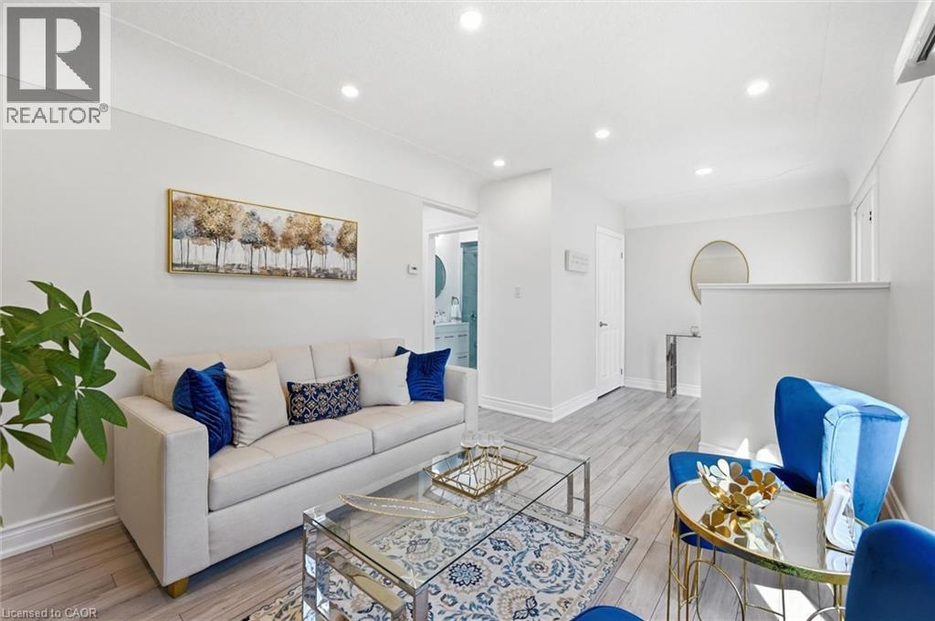 205 DUMBARTON Avenue - 8