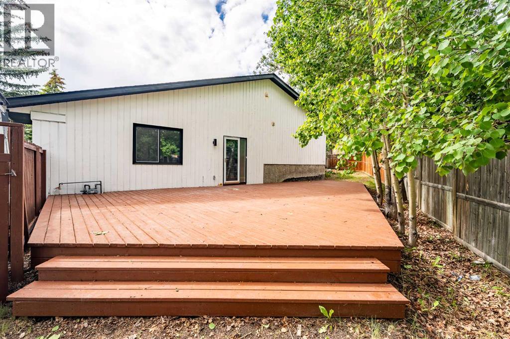 1060 Ranchview Road NW - 34