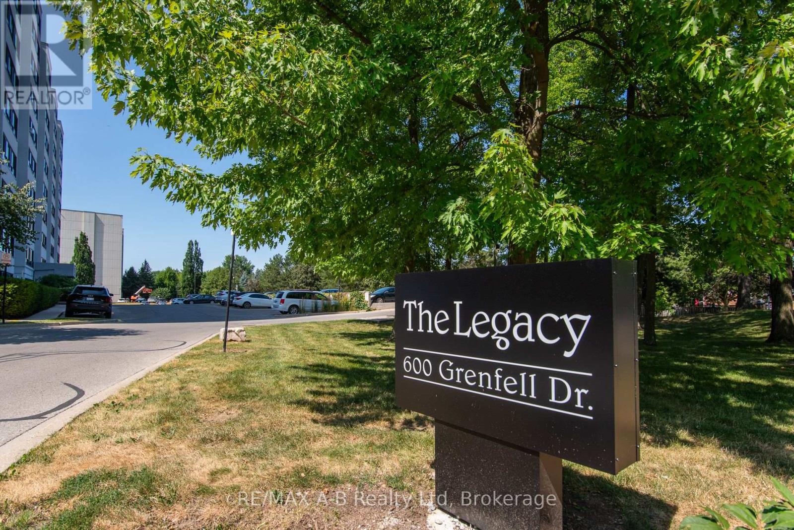 #407 600 GRENFELL DRIVE W - Image 5