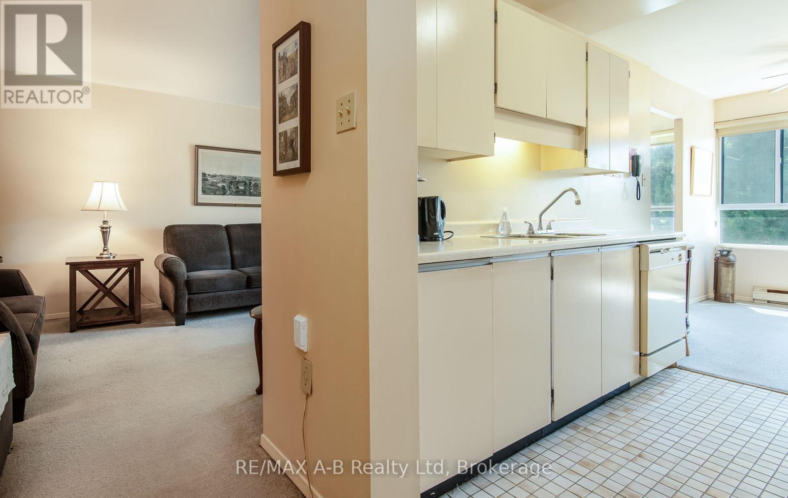 #407 600 GRENFELL DRIVE W - Image 7