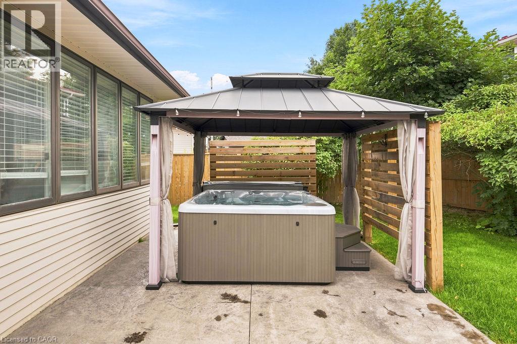 67 WEBER Street S - Image 19