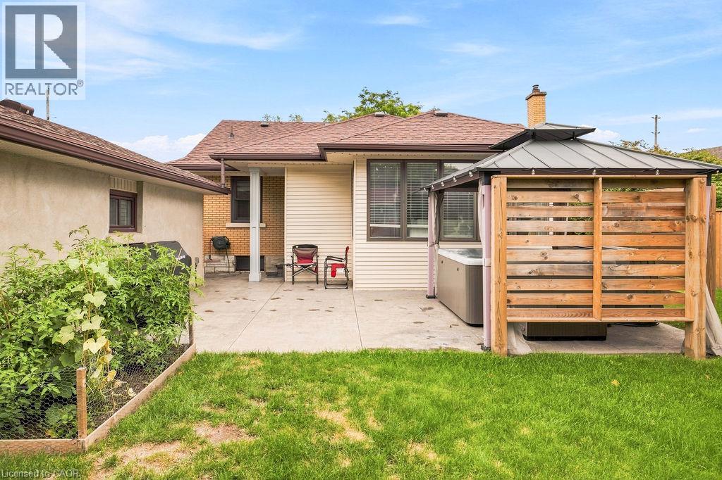 67 WEBER Street S - Image 21