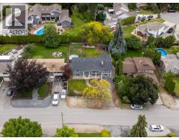 Kitchen - 851 Hammer Avenue, Kelowna, BC V1W2B7 Photo 17