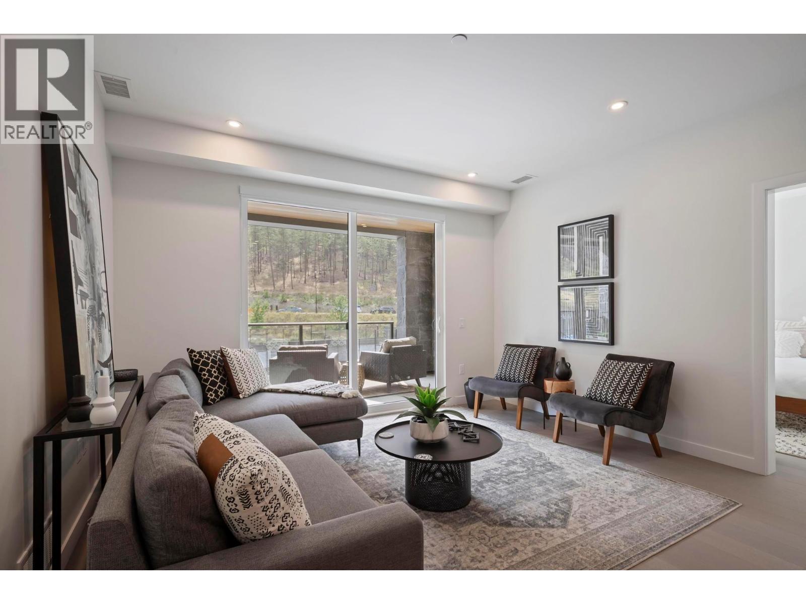#202 9652 Benchland Drive - 8