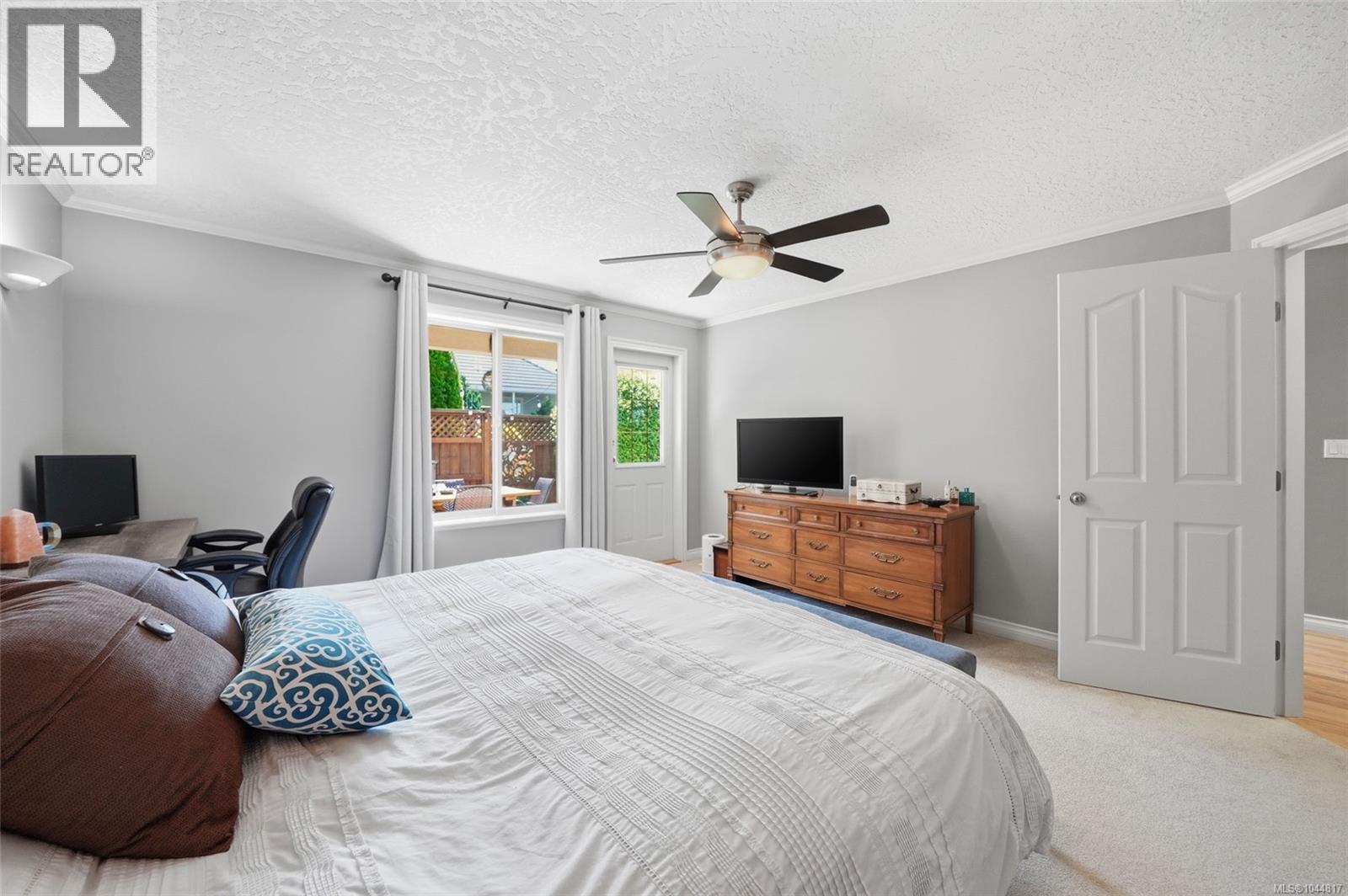 1096 Aery View Way - Image 41