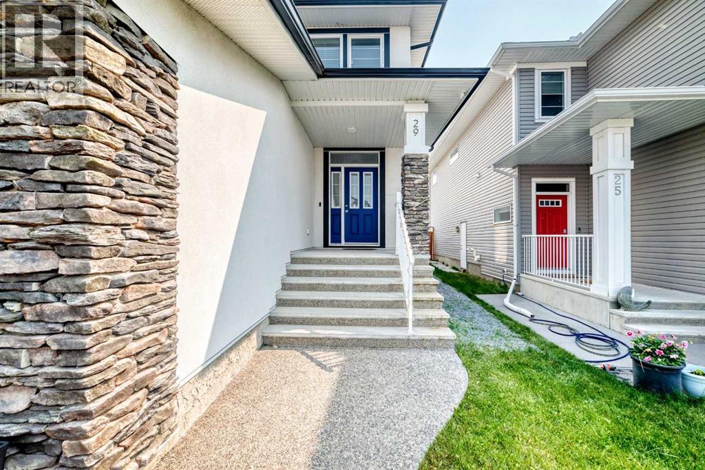 29 REDSTONE Manor, Redstone, Calgary photo 2