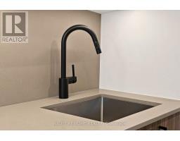 521 - 91 Montclair Avenue, Toronto, ON M5P0B1 Photo 15