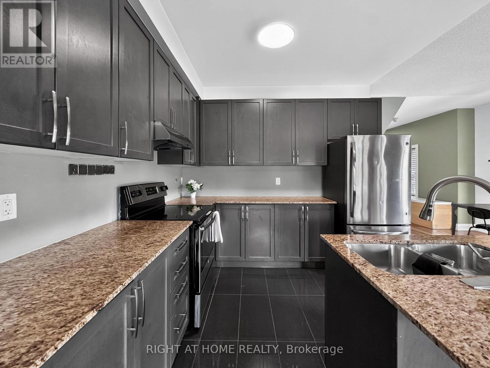 59 KANTIUM WAY - 14